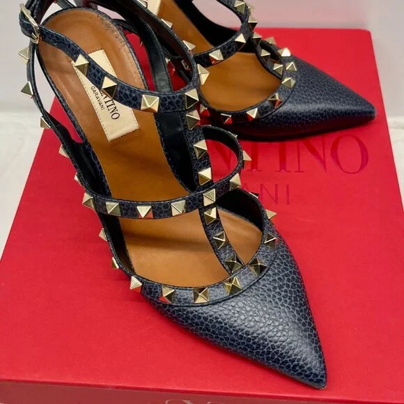 Valentino Garavani Rockstud Ankle Strap Pump in Navy Pebbled Calfskin Leather - Picture 3 of 12